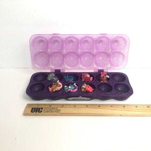 hatchimals colleeggtibles lot of 7 w/ purple glitter case collectible miniatures - Picture 2 of 7